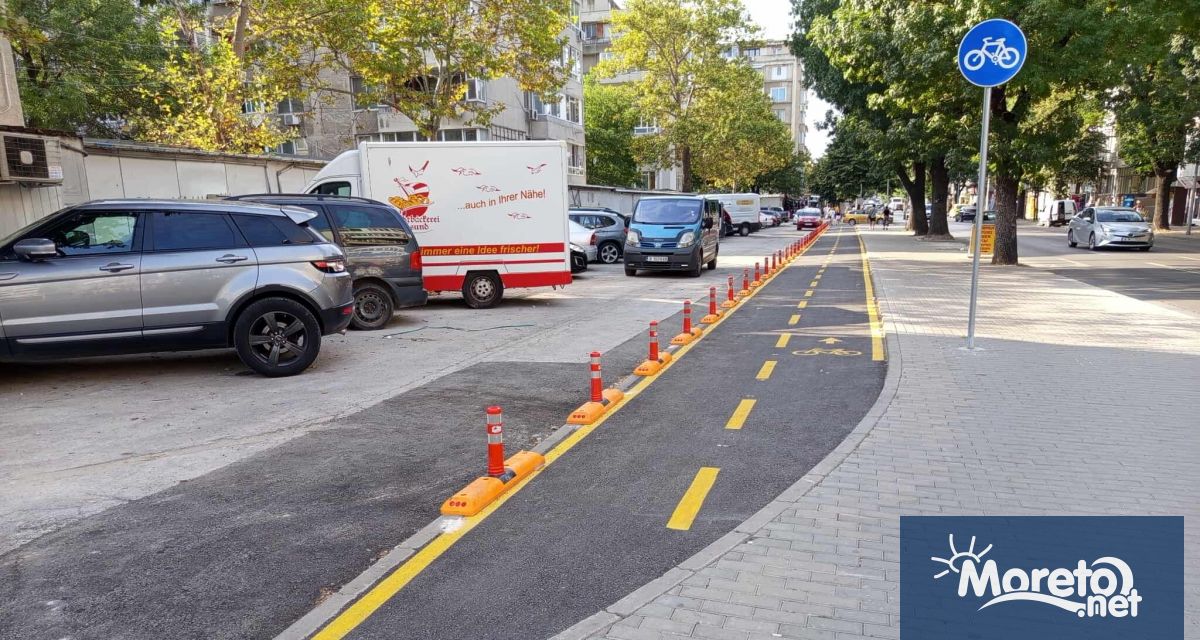 По част от ул Д р Пискюлиев вече има велоалея Трасето