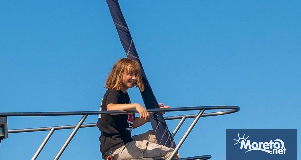 Флотилия от кораби отплава от Барселона към Ивицата Газа в