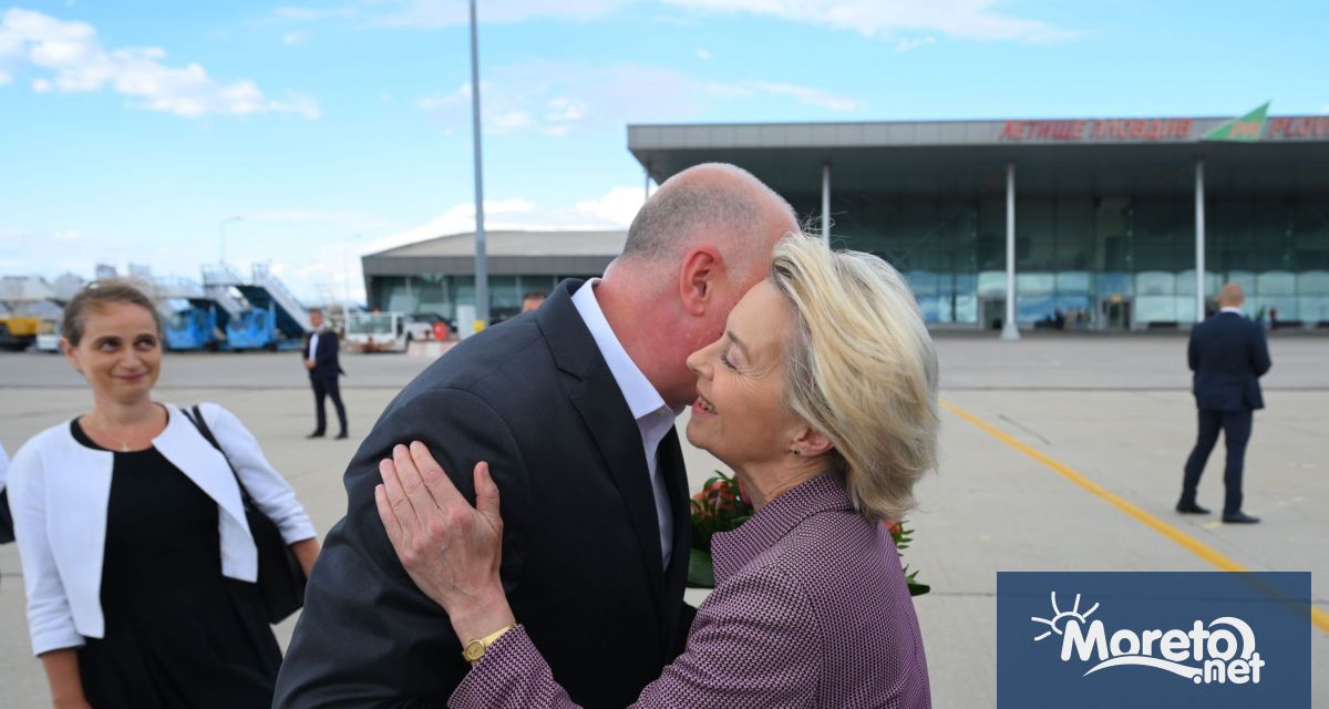 Самолетът на председателя на Европейската комисия Урсула фон дер Лайен