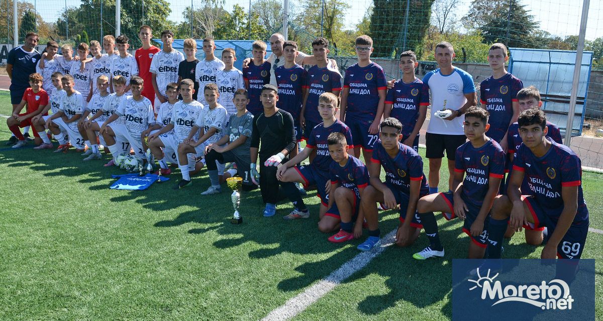 Спартак 1918 е отборът победител в Детския футболен турнир