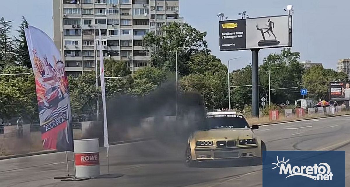 Действащият рали шампион на България Мартин Сурилов със своя навигатор