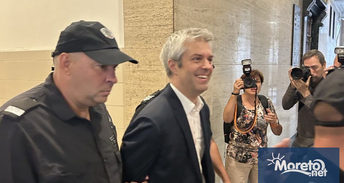 Евродепутатите от групата на Обнови Европа в Европейския парламент настояха