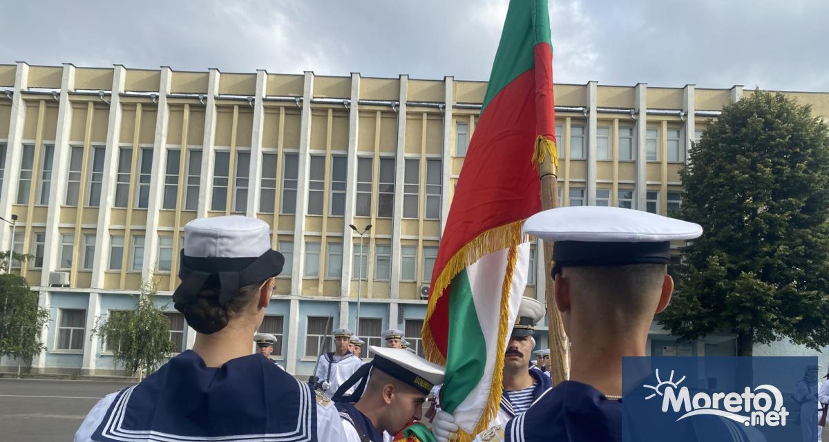 53 ма млади курсанти от Випуск 2030 и Випуск 2031 положиха