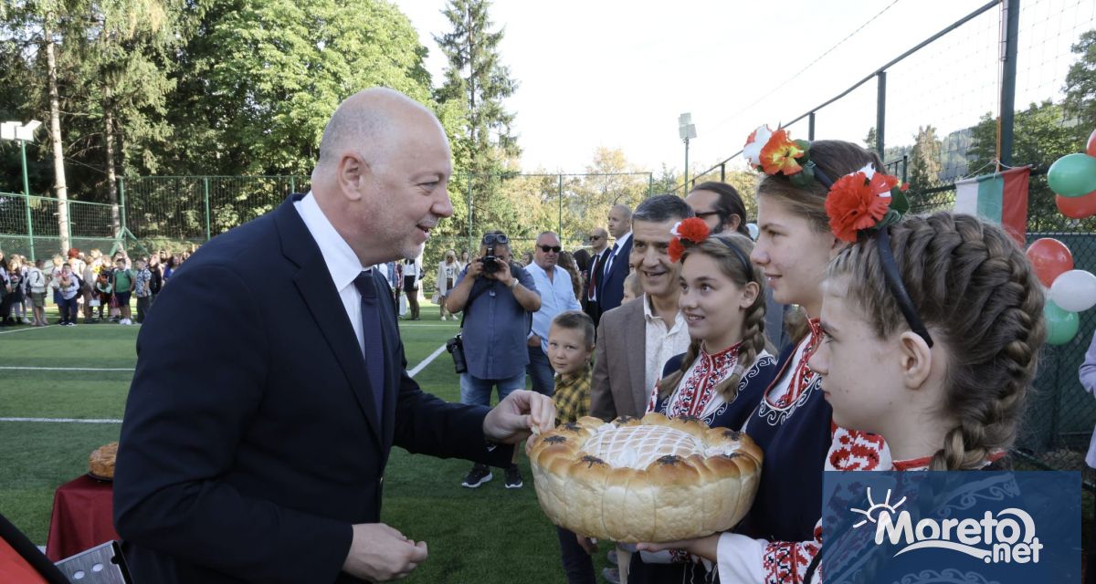 Училището е онзи храм за който държавата полага най голяма грижа