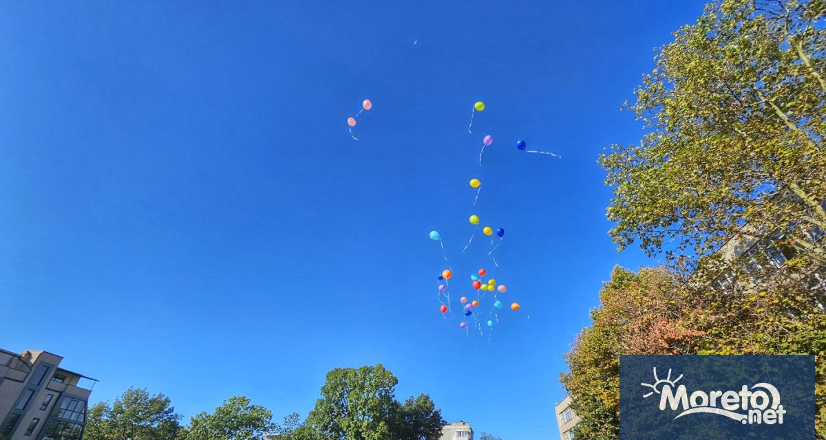 Новата учебна година във Варна започна тържествено във всички общински