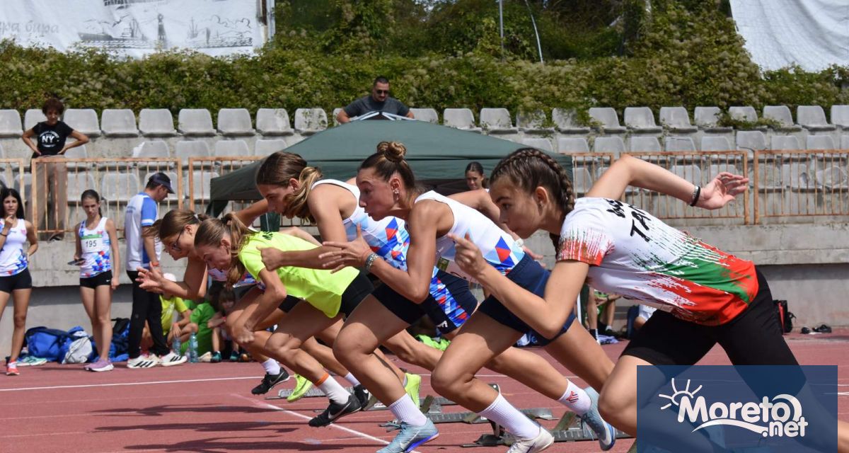 През уикенда на стадион Младост във Варна се проведе третото