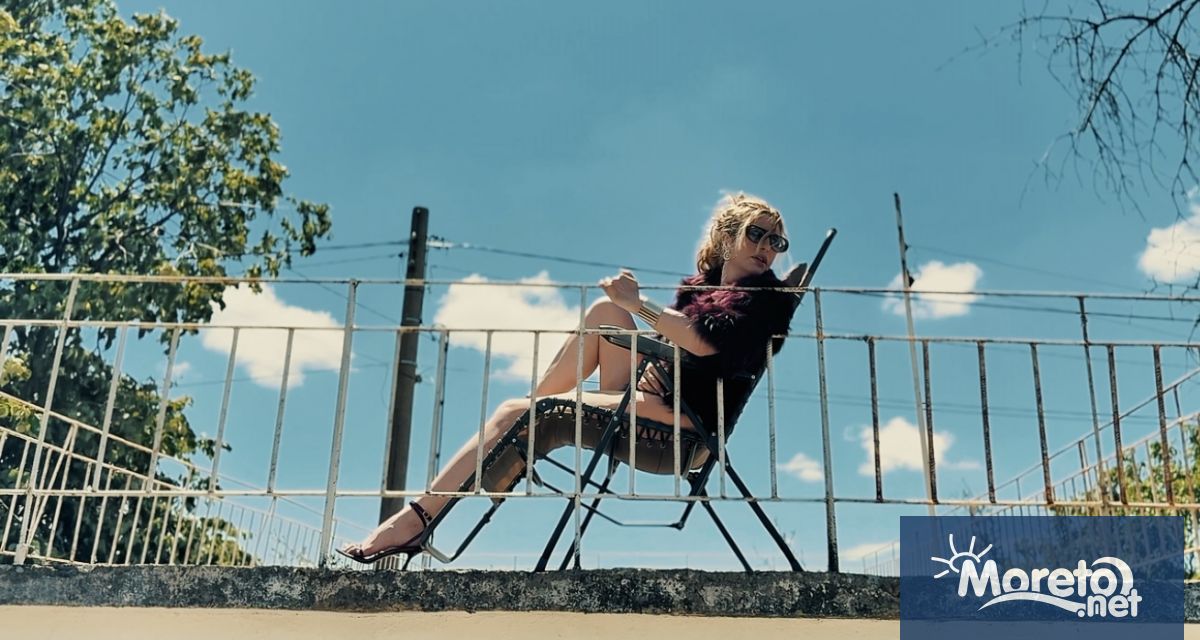 След Пак ще се влюбиш Ваня Щерева изненадва публиката с