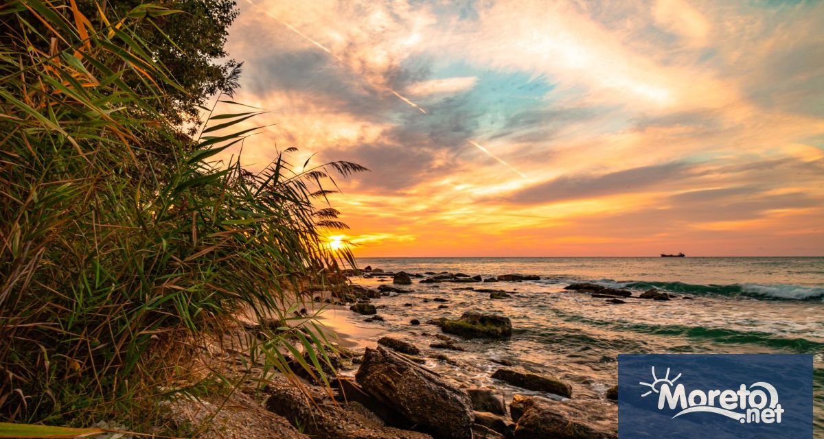 През нощта в Дунавската равнина и по долината на Струма