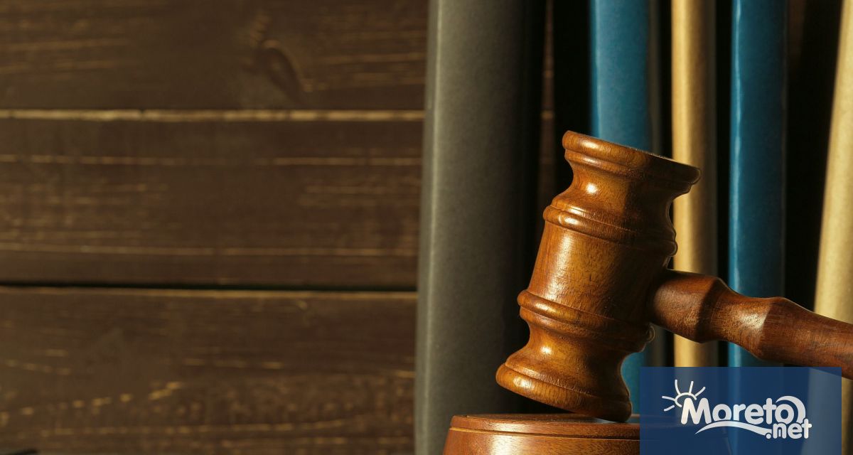 Съдът остави в ареста четирима от задържаните за вандализма след