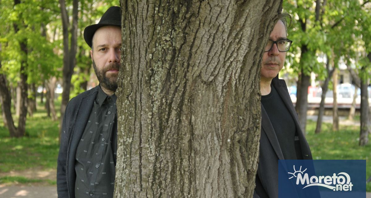 Популярните български джазмени Милен Кукошаров и Веселин Веселинов Еко