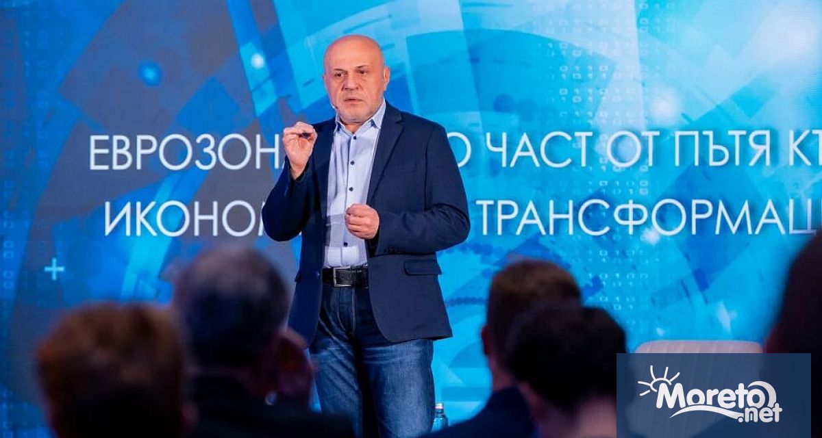 Задължени сме да водим разговора за приемането на еврото в