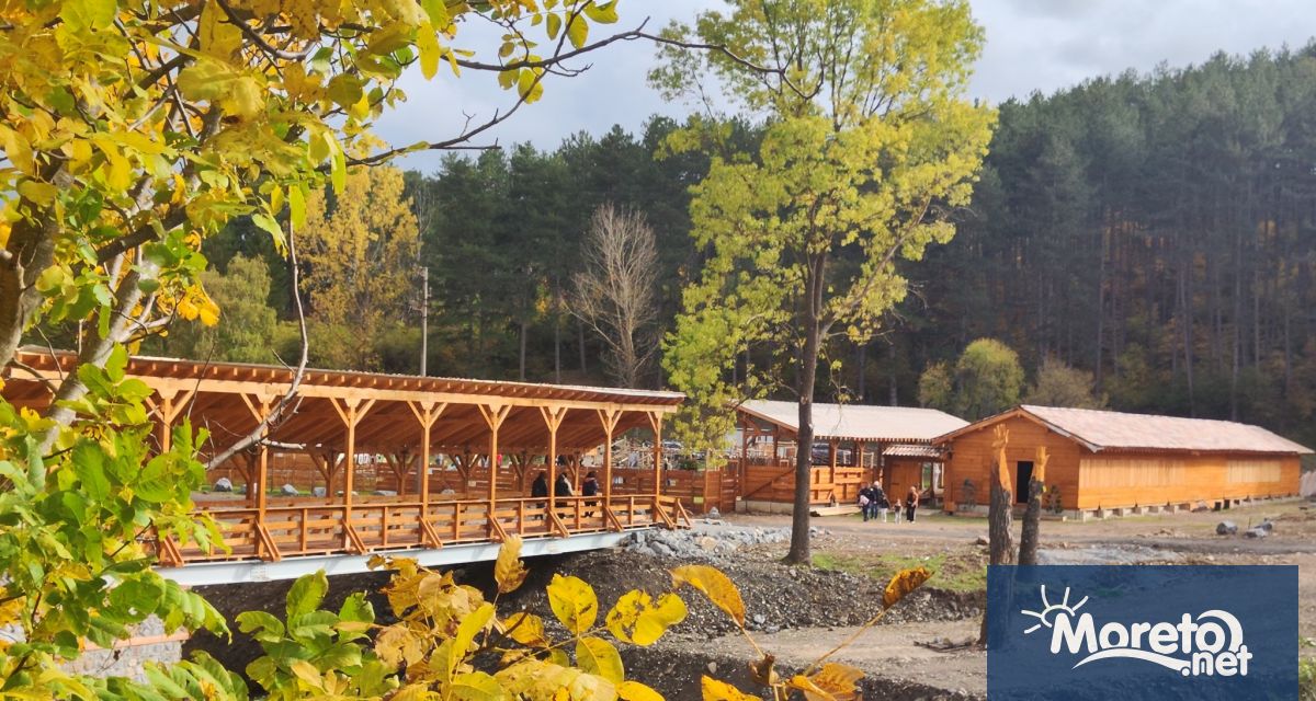 В Котел вчера бе открит първият в България Възрожденски летен