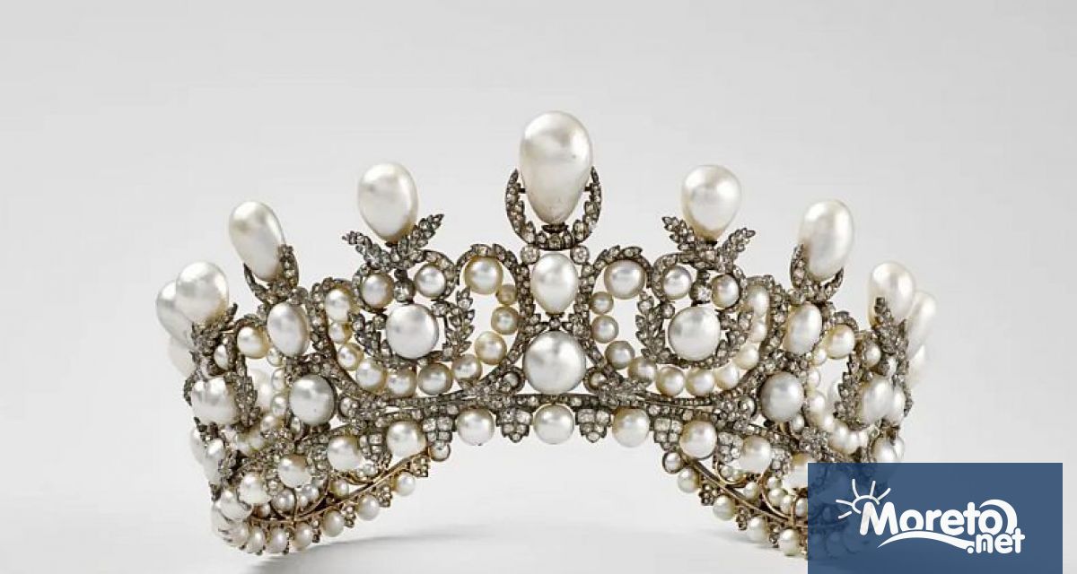 Музеят Лувър в Париж беше принуден временно да затвори след