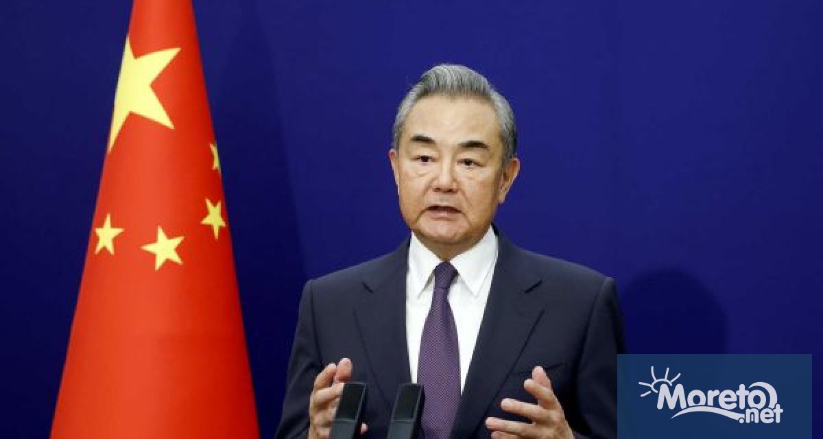 Китайският министър на външните работи Ван И заяви че се