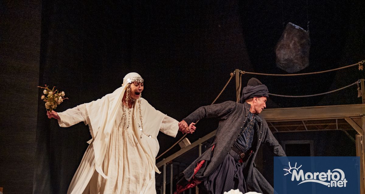 След впечатляващите премиери в средата на октомври Варненският драматичен театър