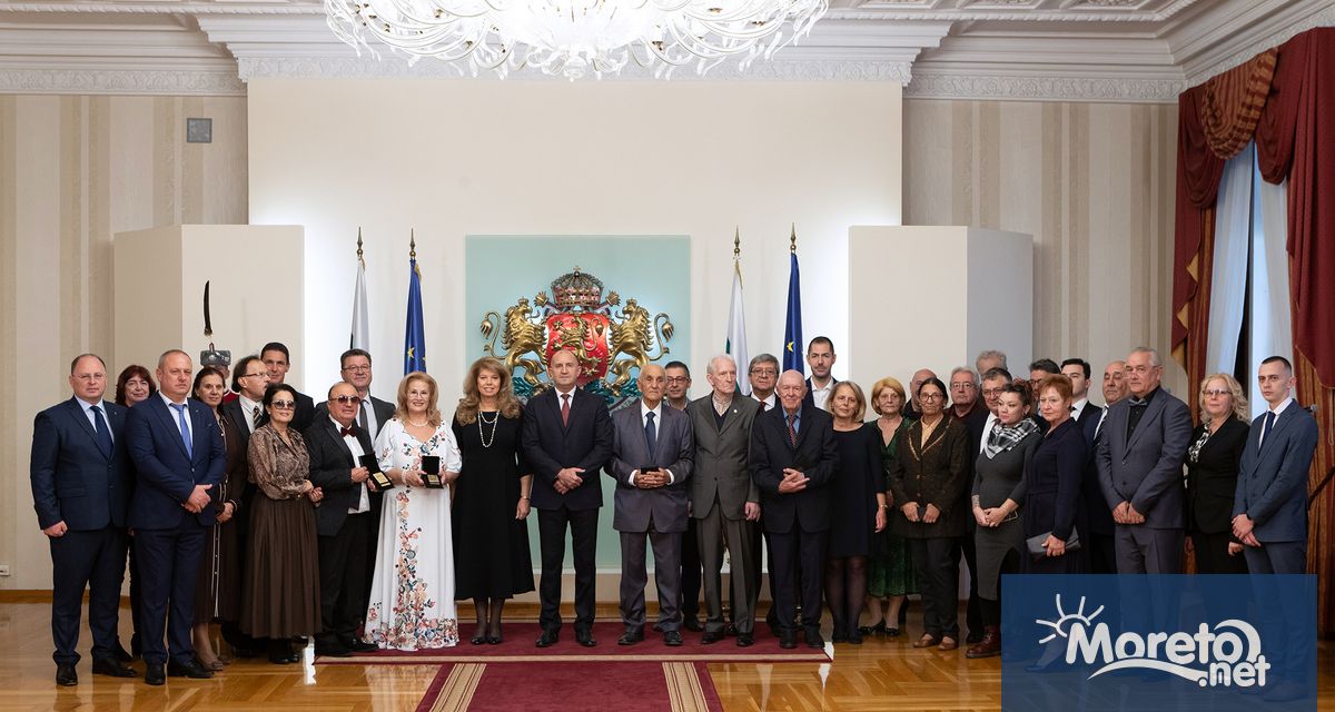 В навечерието на 1 ноември – Деня на народните будители