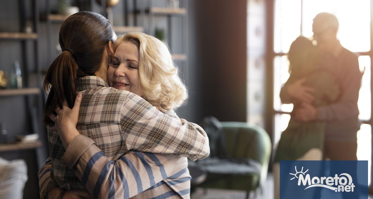 Понякога една сърдечна прегръдка от приятел може да ни помогне