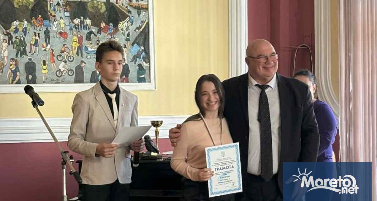 Младите възпитаници на Литературен клуб Касталия при ЦПЛР – Общински