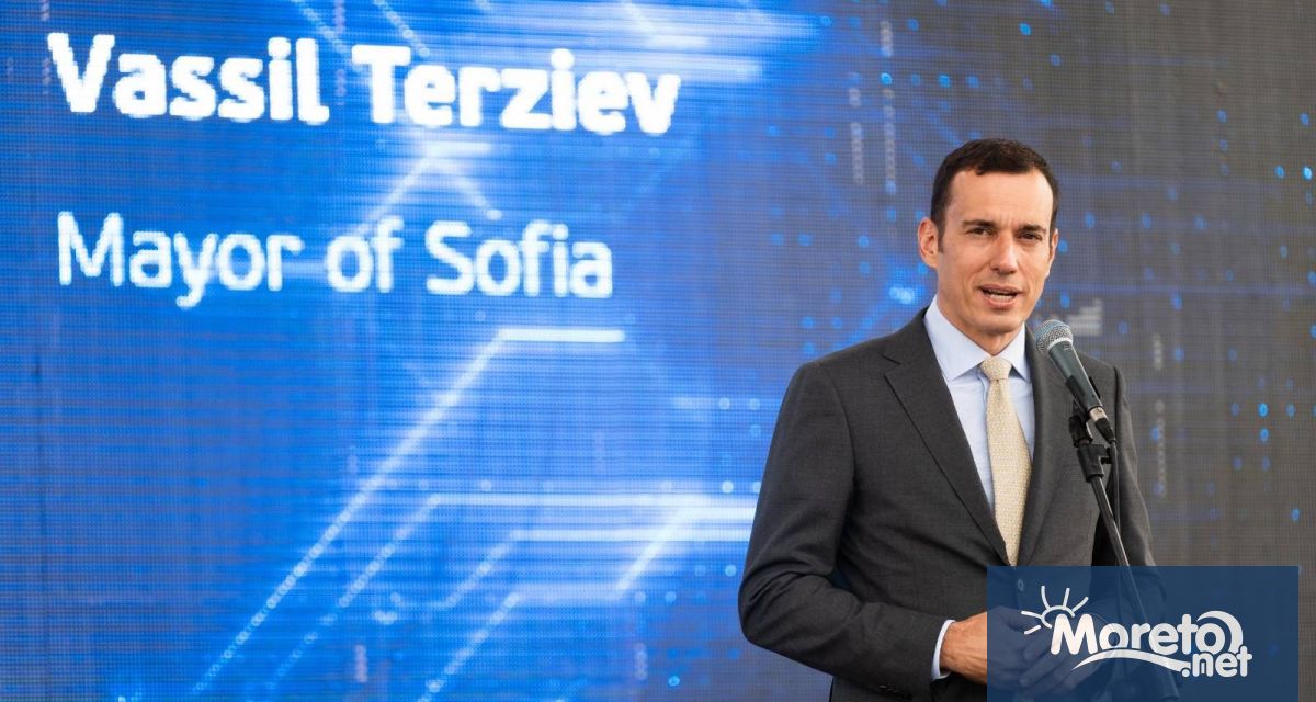Кметът на София Васил Терзиев е поискал оставката на главния