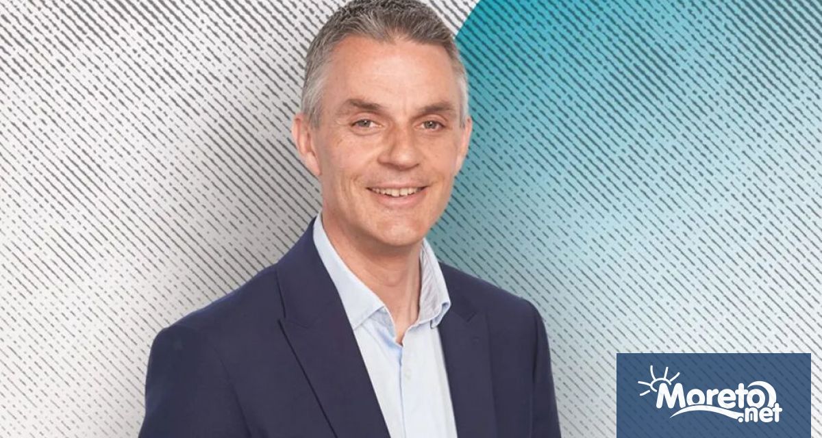 Генералният директор на BBC Тим Дейви и ръководителят на новинарския