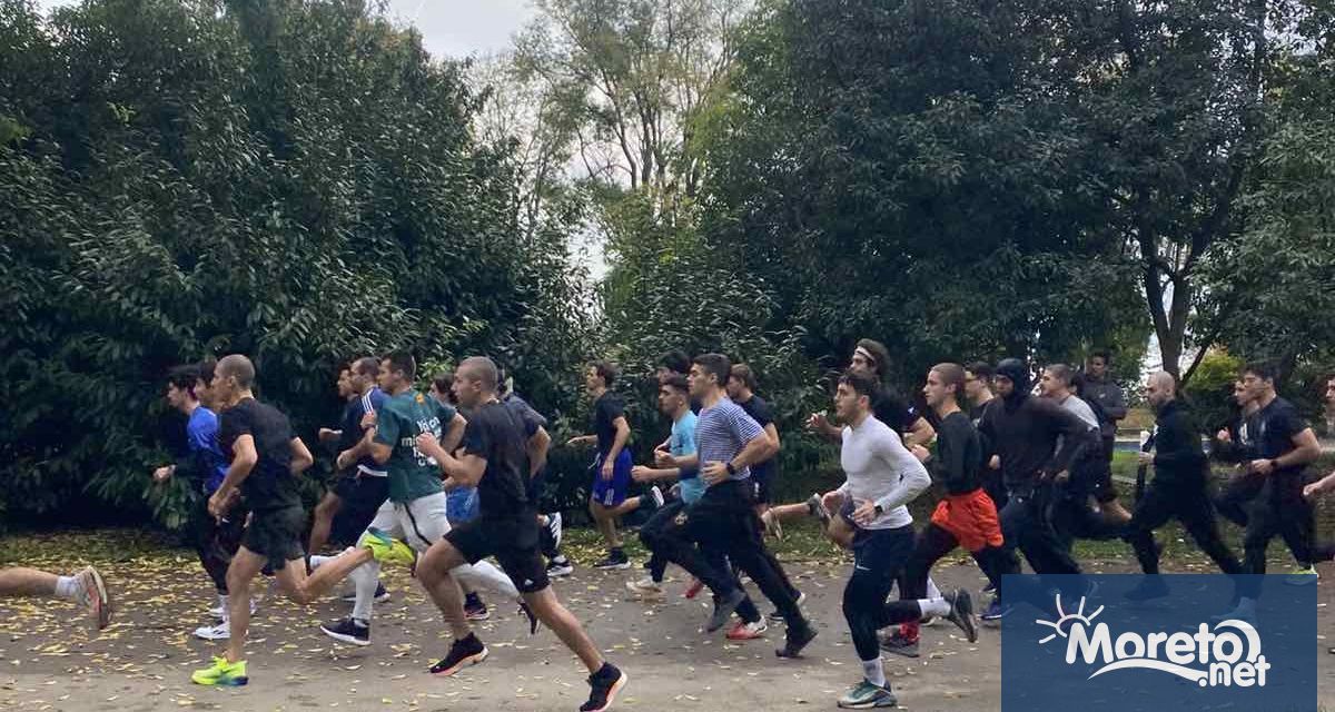 Над 70 състезатели от 5 варненски университета се включиха в