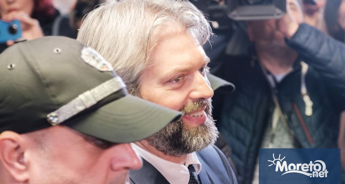 Състав на Варненския окръжен съд се произнесе по мярката за