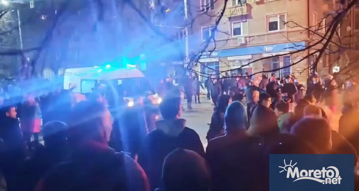 Над 70 души са задържани след протеста в София снощи