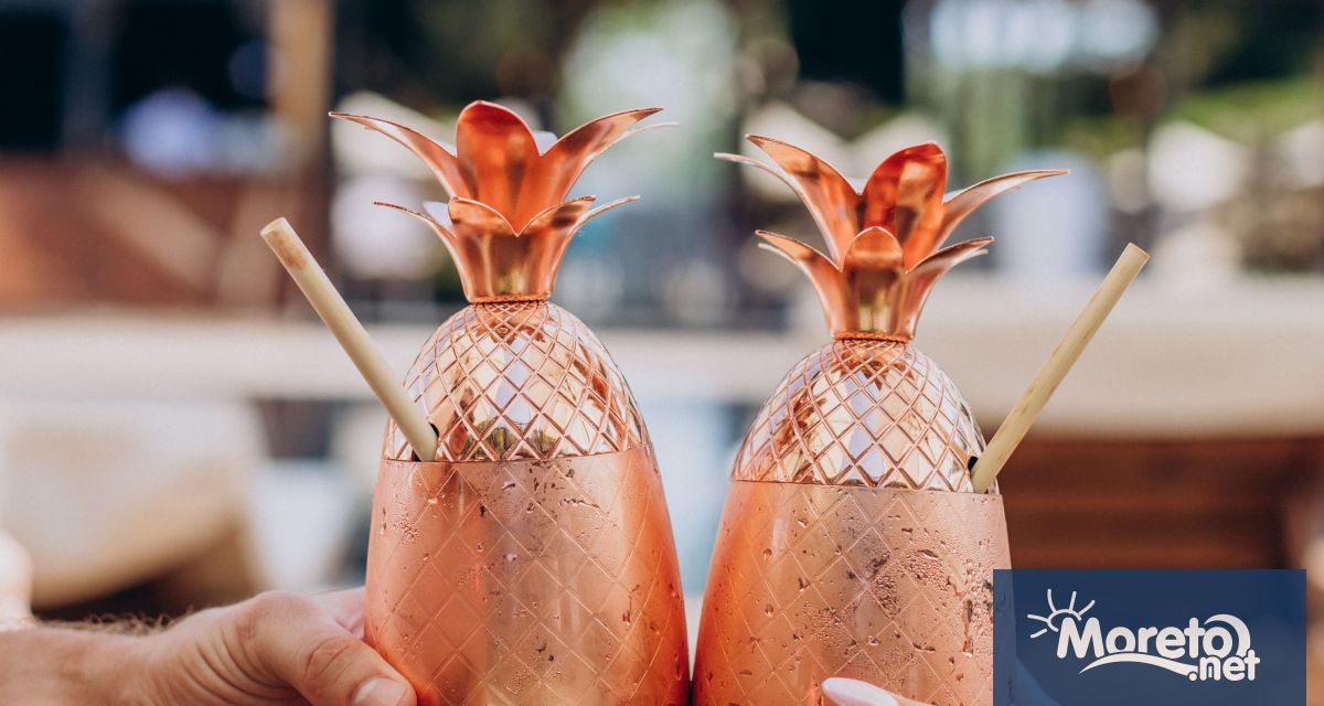 Тайланд временно отменя дългогодишната обедна забрана за продажба на алкохол
Тайланд