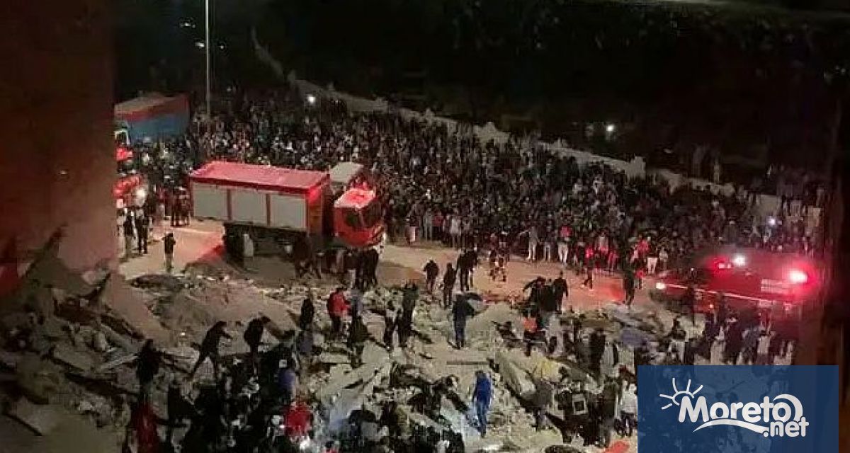 Най малко 19 души загинаха а 16 бяха ранени при