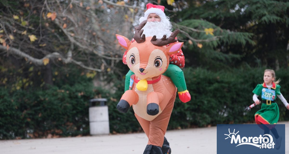 Еленчета джуджета и всякакви коледни герои се включиха в щафетно