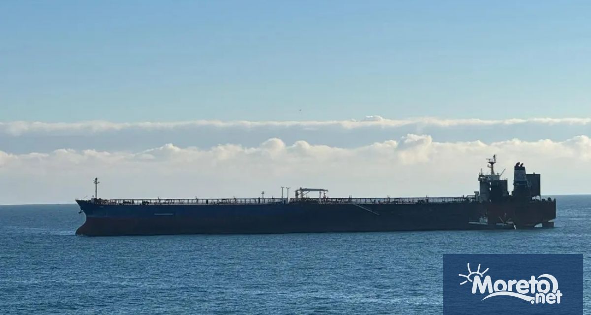 Танкерът Кайрос пристигна до крайната си точка в Бургаския залив