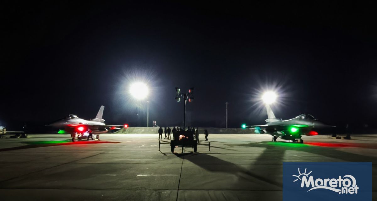 Министърът на отбраната Атанас Запрянов и началникът на отбраната адмирал