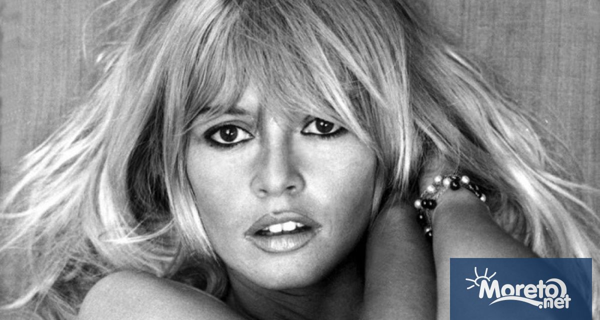 Тя престана да играе през седемдесетте години премести се за