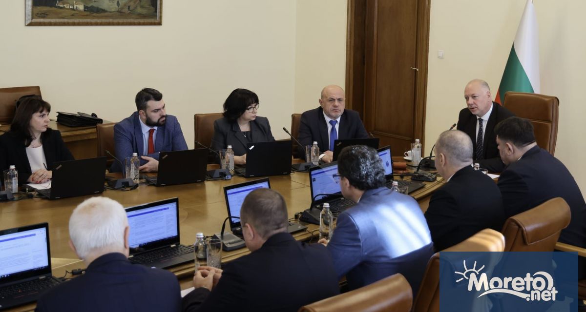 Надграждаме Механизма за еврото с Координационен център за още по