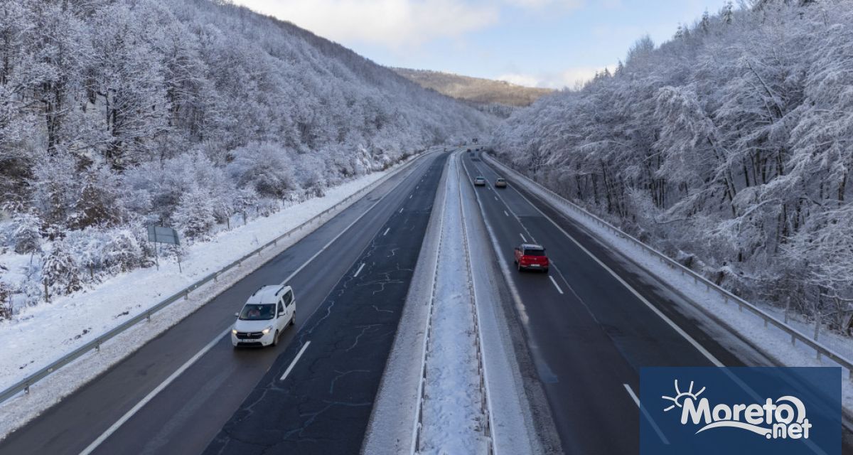 Републиканските пътища са почистени и проходими при зимни условия Дейностите