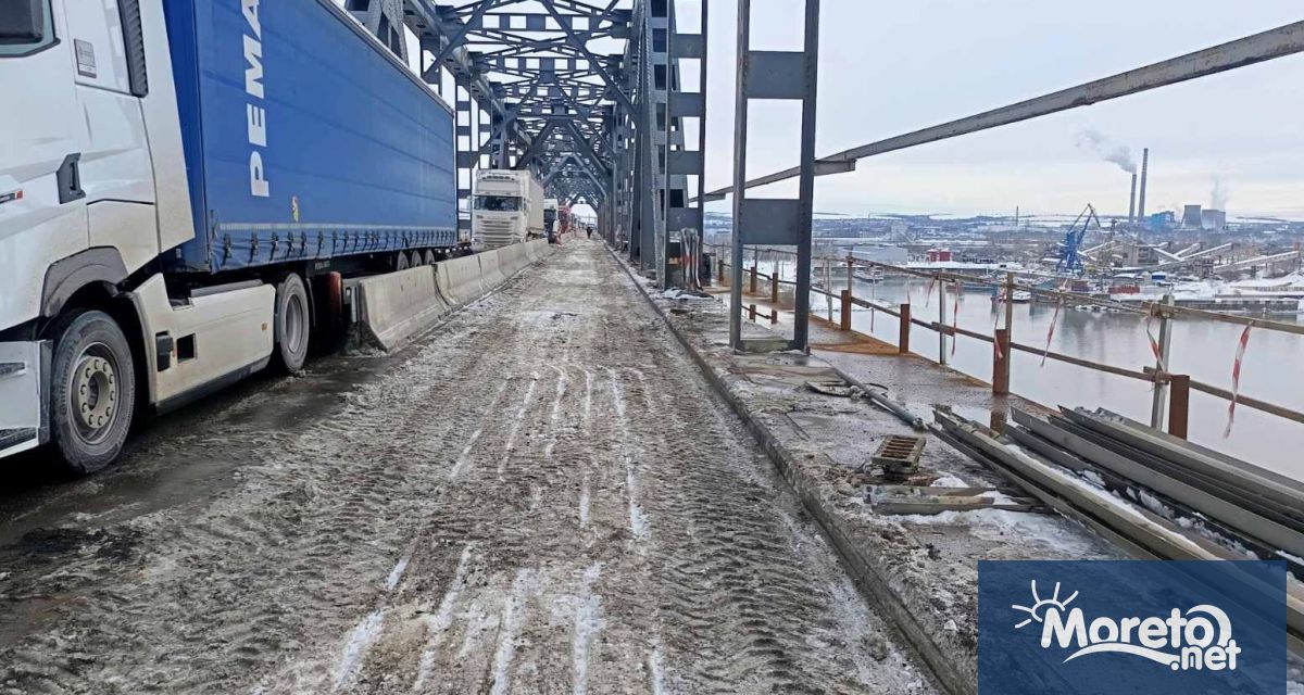 По график продължава основният ремонт на Дунав мост при Русе