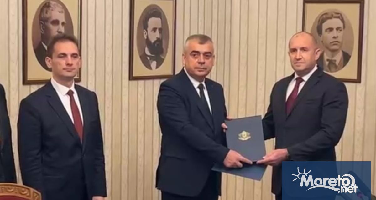 Парламентарната група на АПС върна неизпълнен третия мандат за съставяне