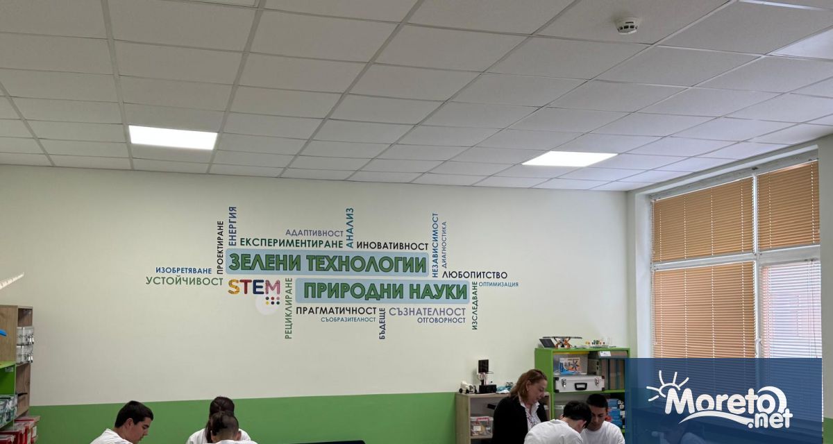 Министърът на образованието Красимир Вълчев заяви в Ловеч че след