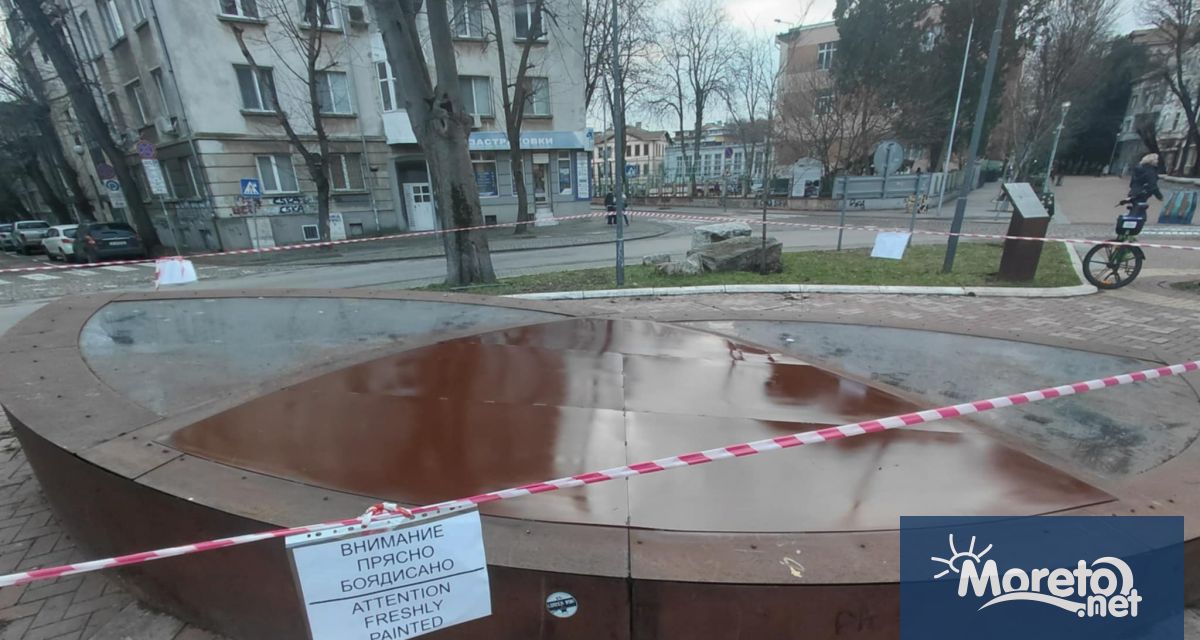 Строшеното стъкло над археологическите находки на Шишковата градинка е заменено