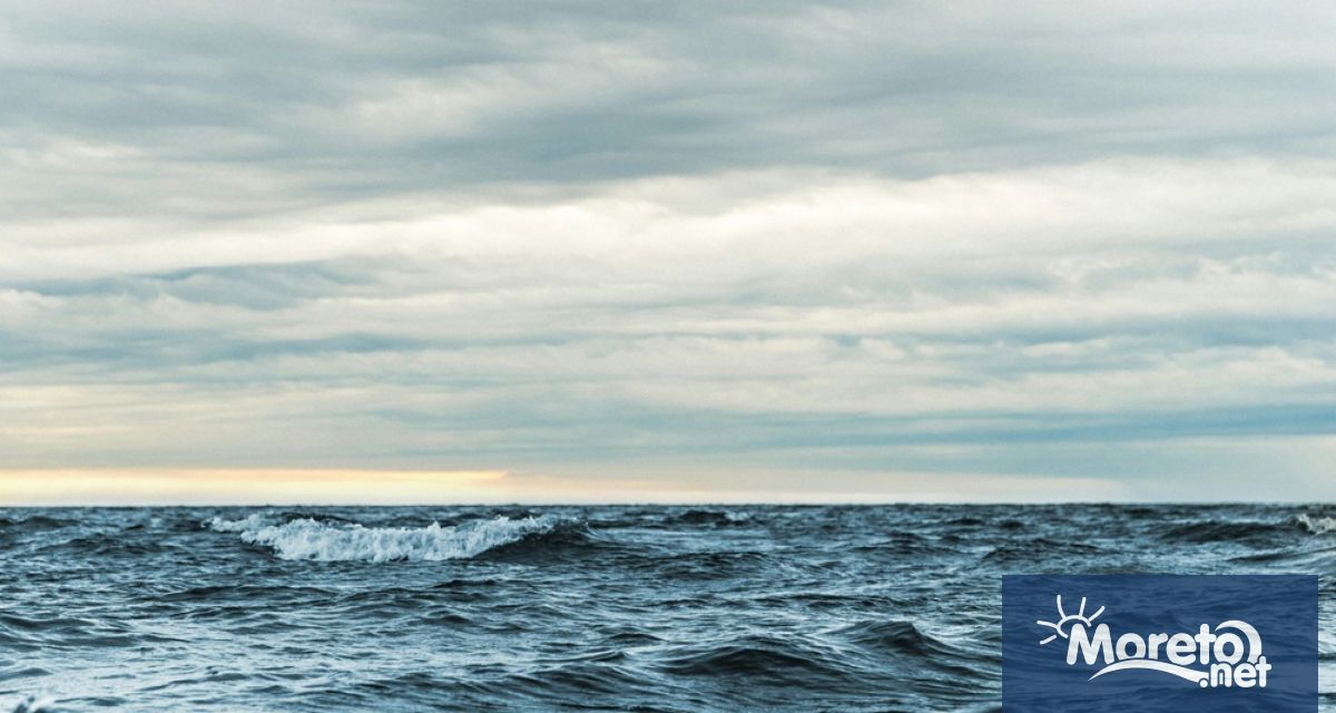 13 годишно момче беше обявено за герой след като плува