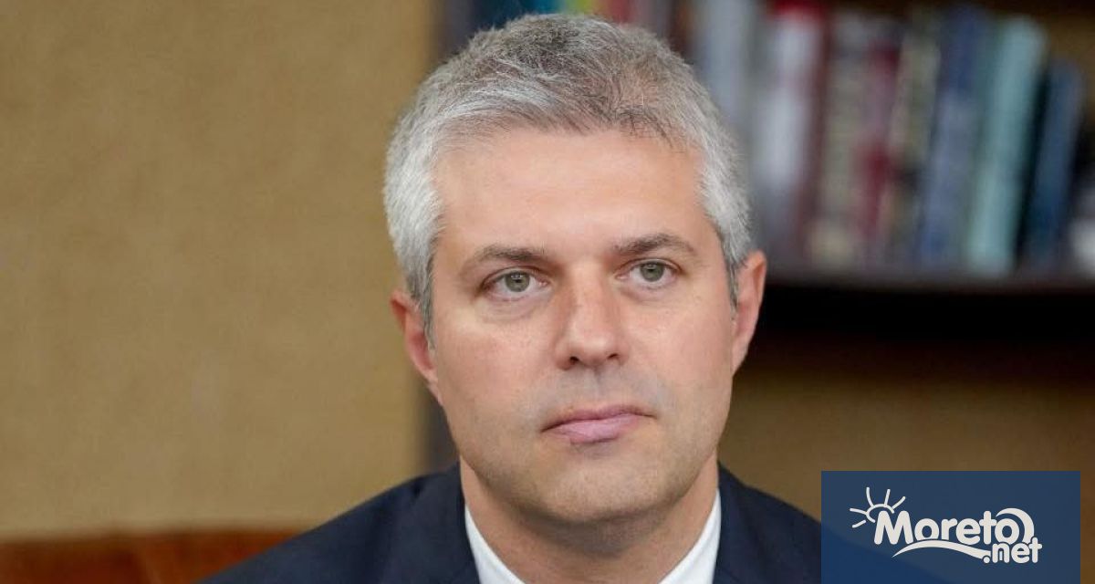 Кметът Благомир Коцев отправи пореден призив към главния архитект Виктор