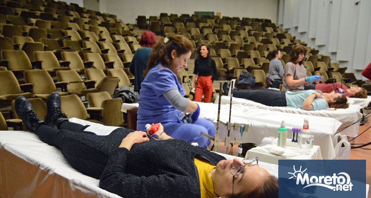 Служители на Община Варна и граждани откликнаха на днешната кампания