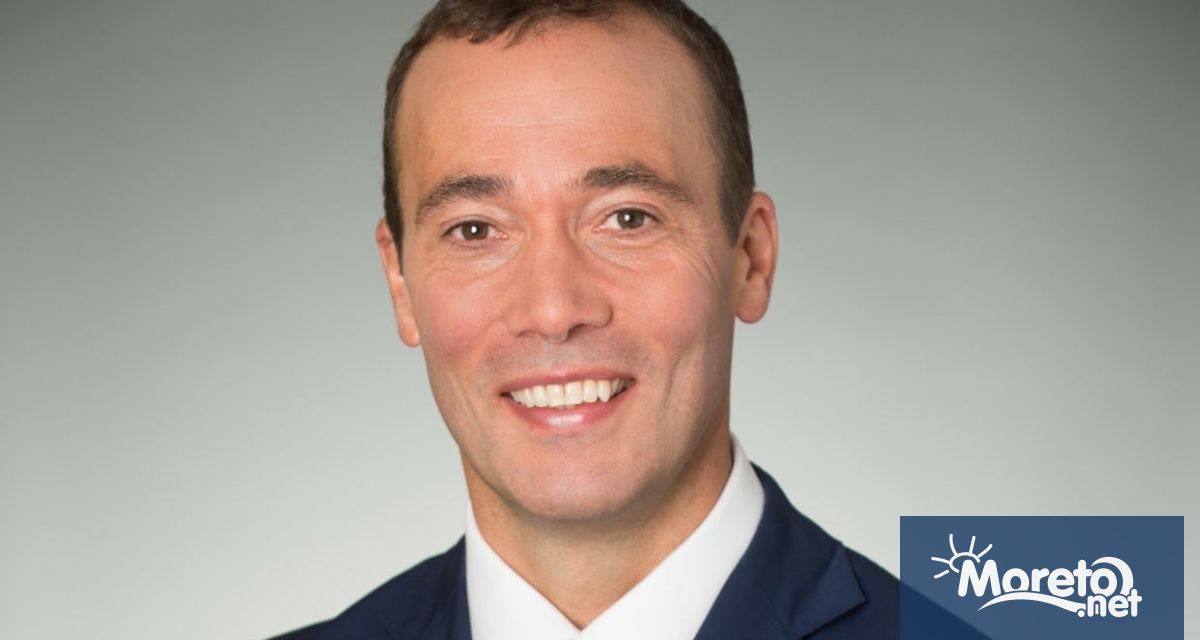 Сър Уил Луис избран през 2023 г от Джеф Безос