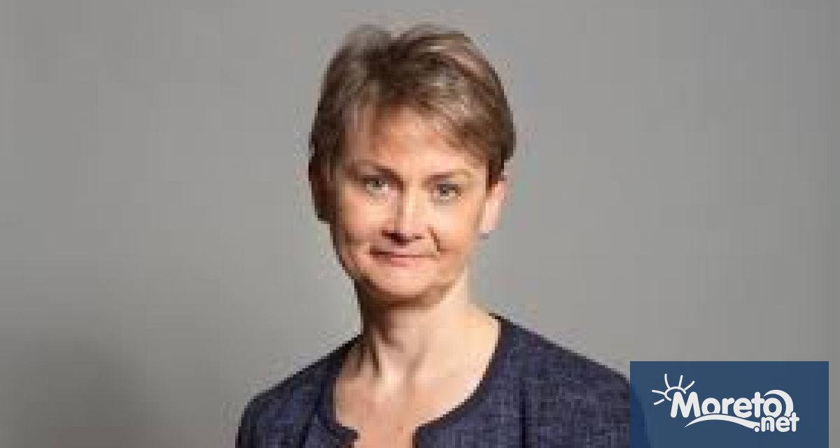 Министърката на външните работи на Великобритания Ивет Купър призова днес