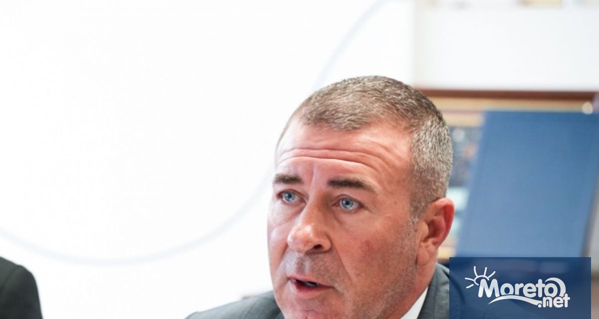 Ден след като президентът Илияна Йотова подписа указа за освобождаването