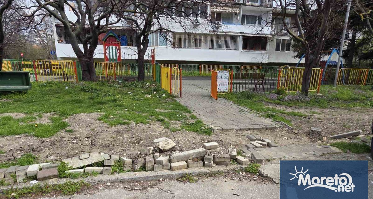Множество необезопасени изкопи има из целия квартал Чайка видя репортер