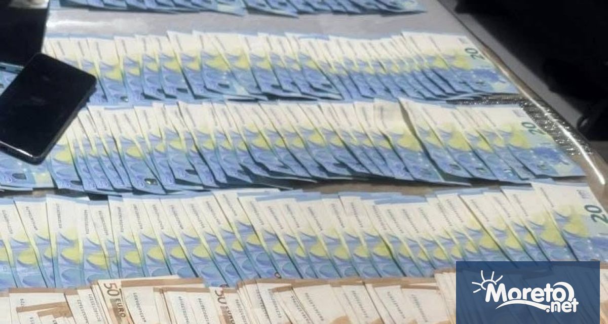 Двама общински съветници от Септември област Пазарджик са задържани за