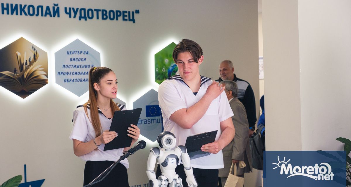 С демонстрация на модерни корабни симулатори зрелищни научни експерименти и