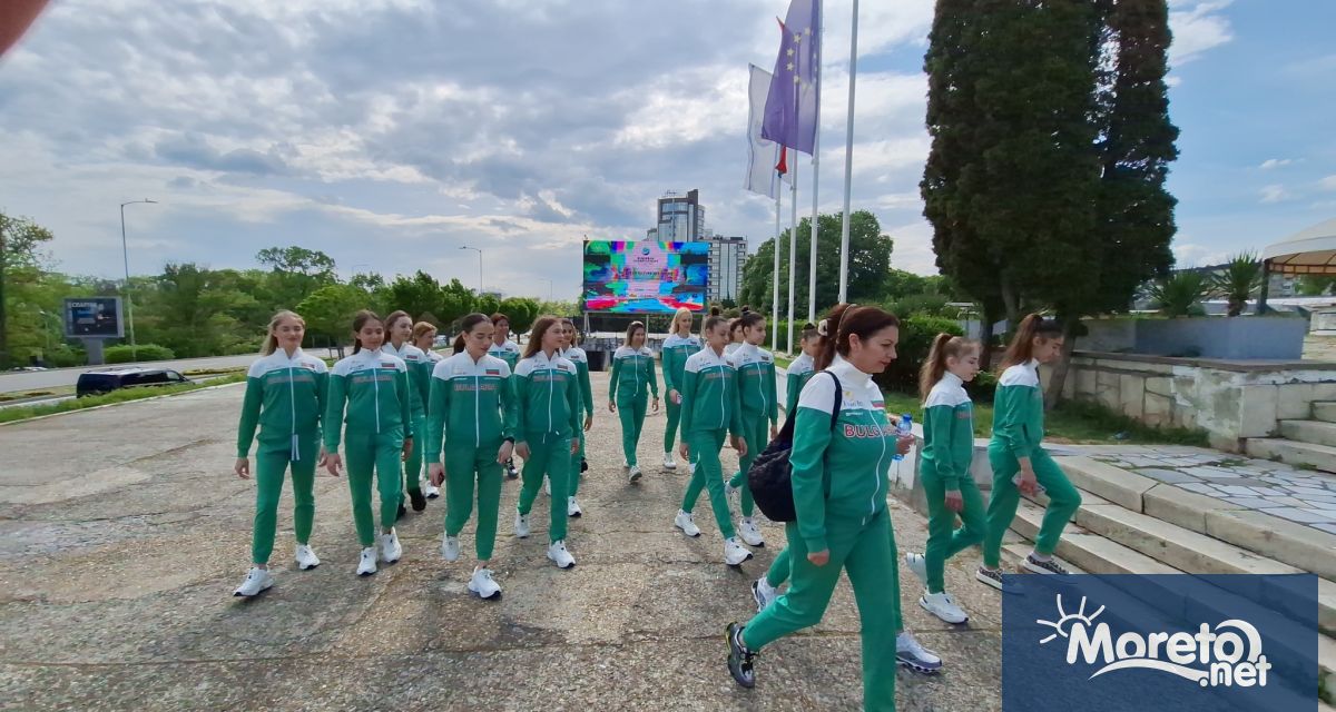 Варна посрещна тържествено националния отбор на България по художествена гимнастика