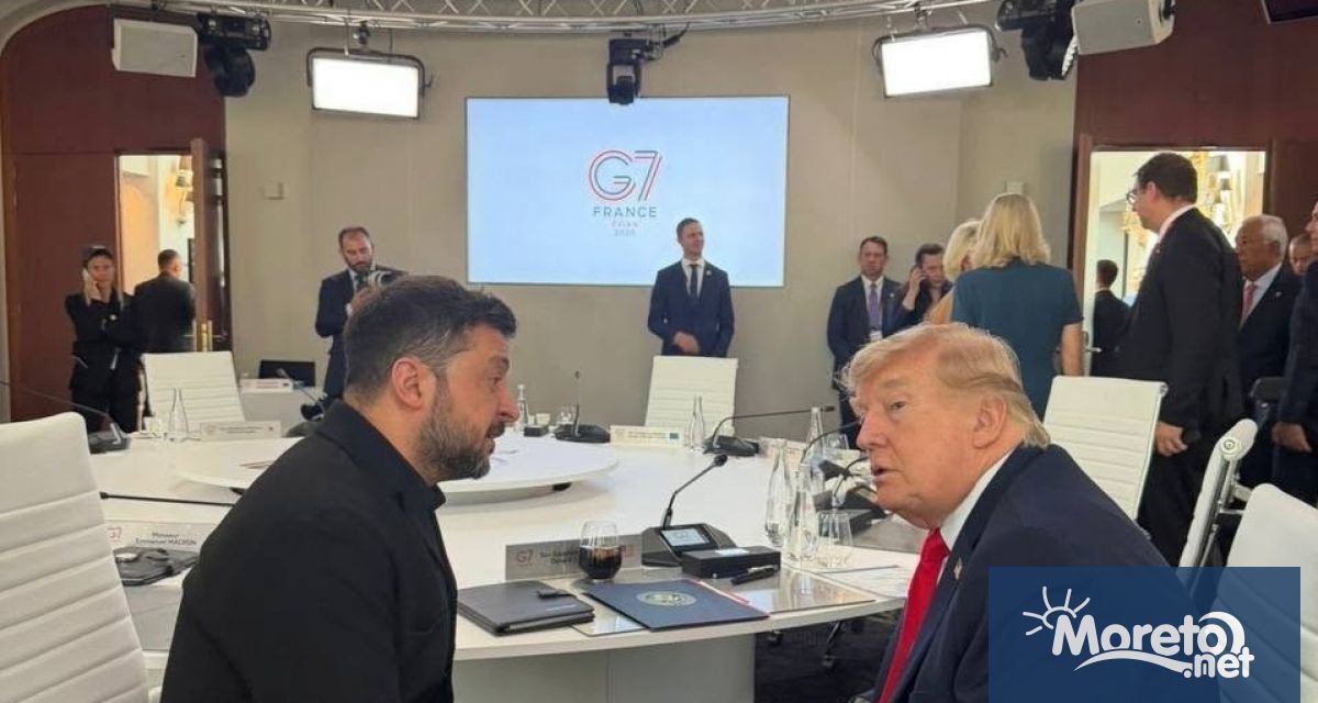 Френският президент Еманюел Макрон е домакин на тридневната среща на